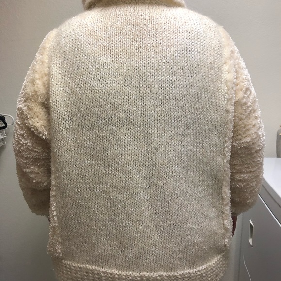 Hand Knit Cardigan Sweater Ivory & Silver Sz 1X - Picture 3 of 8